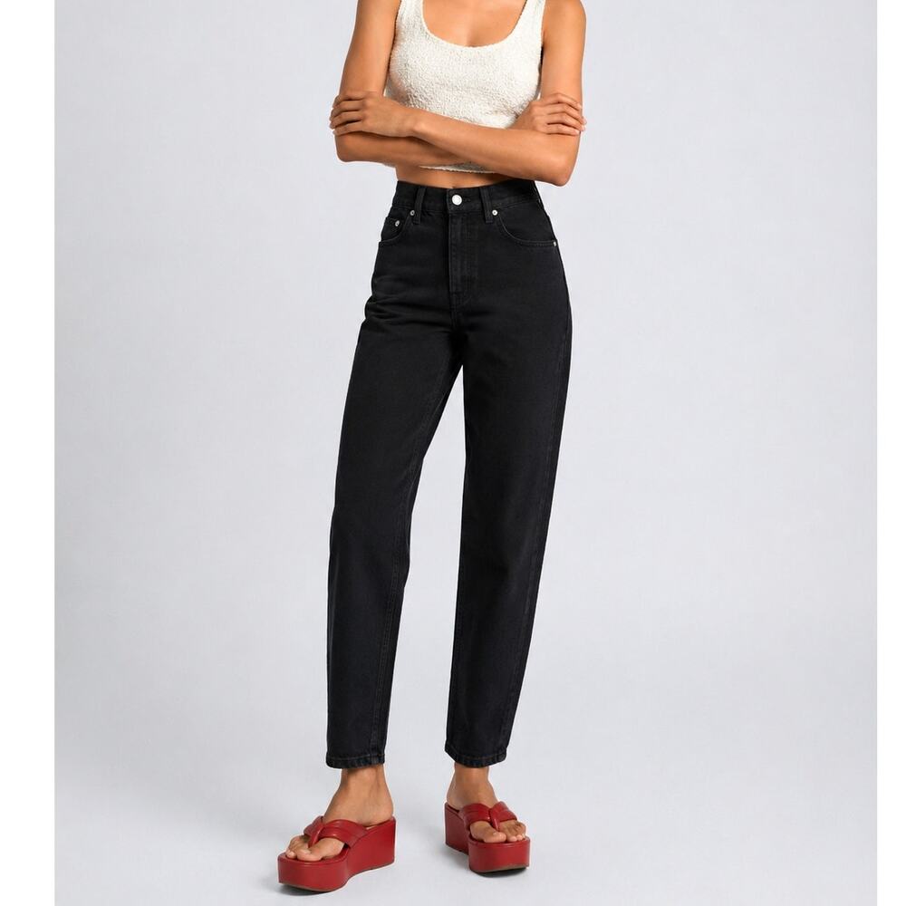 Levi's 80s Mom Jeans Black High Rise Tapered Leg NWT 31x30 Vintage Inspired